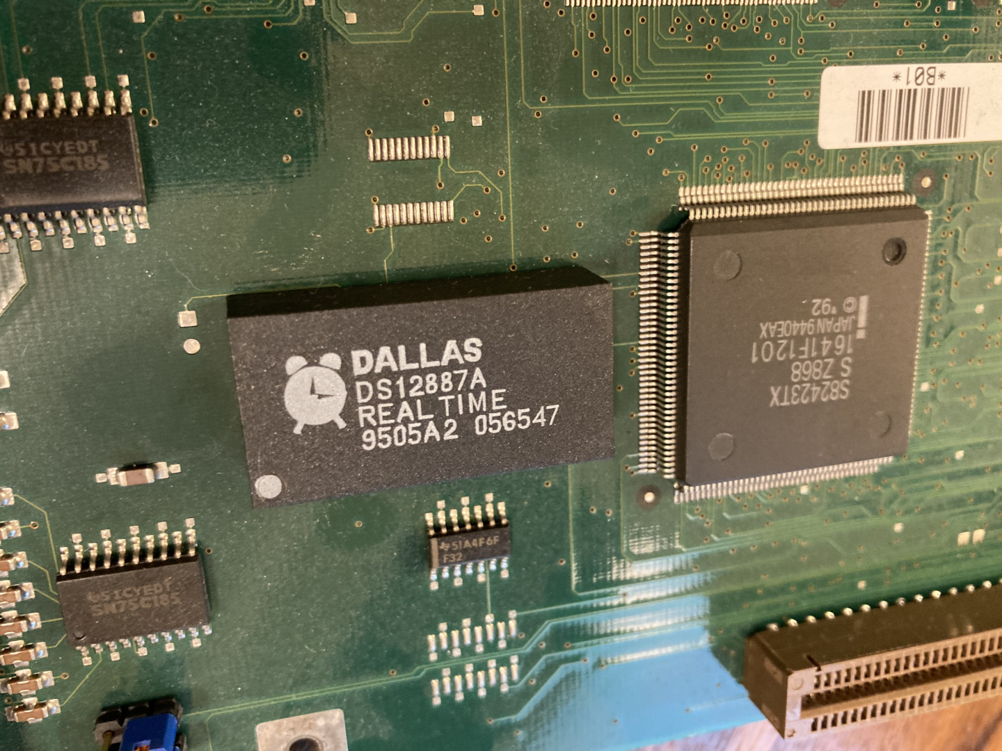Dallas DS12887